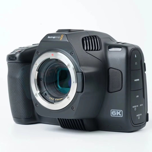 Caméra Cinéma de Poche Professionnelle HFT <span class=keywords><strong>Blackmagic</strong></span> Design 6K Pro CMOS Écran 4.0" >25MP Zoom 10x-20x Mémoire 128 Go Vente en Gros Japon - Product Image 3