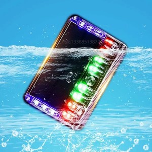 Luz Trasera LED Solar de 12V con Lente Transparente y Fuerte Imán para Modificación de Automóviles, Compatible con Todos los Modelos, Material de PC - Product Image 1