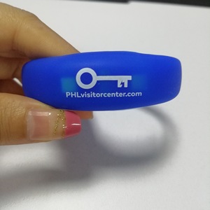 Pulsera LED de Silicona con Logotipo Personalizado, Activación por Sonido/Botón, para Fiestas Rave, Control por Voz/Botón - Product Image 4