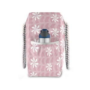 Sac de plage en nylon imprimé de fleurs de tiaré rose hawaïennes, avec poignée en corde, sac de plage personnalisé pour femmes avec poches - Product Image 3