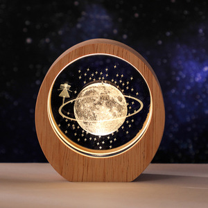 Lámpara de Bola de Cristal 3D con Grabado Láser de Galaxia y Planeta, Rotación de 360 Grados, Luz Nocturna para Regalos y Decoración del Hogar, Regalo de San Valentín - Product Image 1
