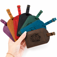 Étiquette de bagage en cuir de vachette moderne gravée sur mesure, style carte d'embarquement, pour bagages à main et en soute, cadeau portable
