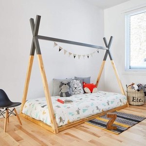 Lit enfant en bois, design moderne, démontable, bois naturel, meubles de chambre pour enfants - Product Image 1
