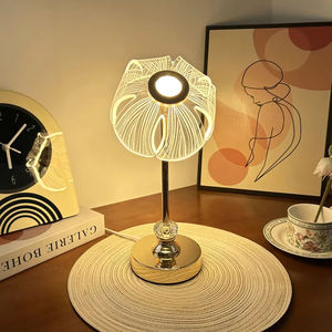 Nueva Lámpara de Mesa de Metal Acrílico con Diseño de Cielo Estrellado, Estilo Moderno y Lujoso, Lámpara Decorativa para Dormitorio, Lámpara de Noche Ambiental - Product Image 6