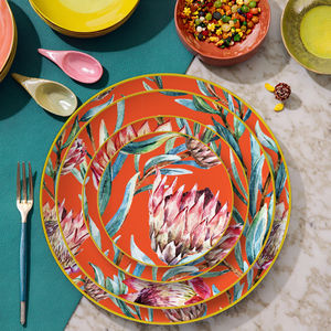 Juego <span class=keywords><strong>de</strong></span> platos <span class=keywords><strong>de</strong></span> cena <span class=keywords><strong>de</strong></span> porcelana fina con borde dorado, taza <span class=keywords><strong>de</strong></span> planta roja <span class=keywords><strong>de</strong></span> <span class=keywords><strong>alquiler</strong></span>, cafetera con juego <span class=keywords><strong>de</strong></span> tazas <span class=keywords><strong>para</strong></span> uso en la cocina, vajilla <span class=keywords><strong>para</strong></span> ensalada - Product Image 1