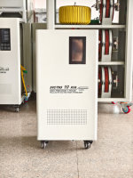 Régulateur de tension automatique triphasé (AVR) 10 kVA, stabilisateur AC, commande par servomoteur, 220 V, pour utilisation en centre de données industriel