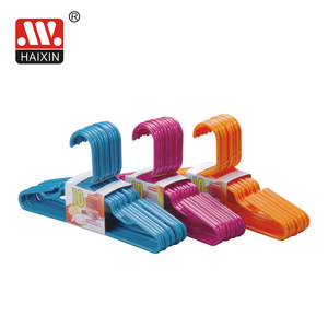 Cintres en plastique Offre Spéciale en vrac Support suspendu de conception classique <span class=keywords><strong>pour</strong></span> la garde-robe et la salle de bain de bébé Pratique <span class=keywords><strong>pour</strong></span> les enfants - Product Image 6