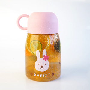 ถ้วยน้ำพกพาไทรทันสำหรับเด็กพร้อมฝาปิดลายการ์ตูนกระต่ายสำหรับเดินทาง - Product Image 3