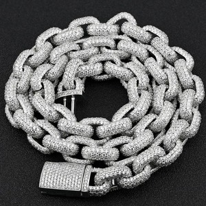 สร้อยคอจี้เพชรโมอิสซาไนต์ชุบทองคำขาวสำหรับงานปาร์ตี้ งานแต่งงาน หรือโอกาสเป็นของขวัญ ขายส่ง - Product Image 1