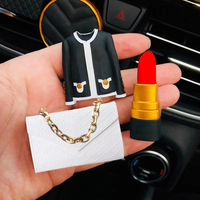 Diffuseur d'arôme de luxe unique pour voiture, clip de ventilation, parfum moderne, sac à chaîne, décoration intérieure de voiture, accessoire de beauté pour vêtements
