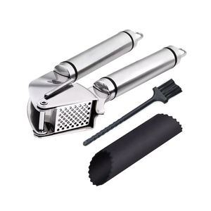 Presse-ail Premium de Cuisine, Hachoir à Ail, Éplucheur, Presse-ail Ergonomique en Acier Inoxydable - Product Image 1