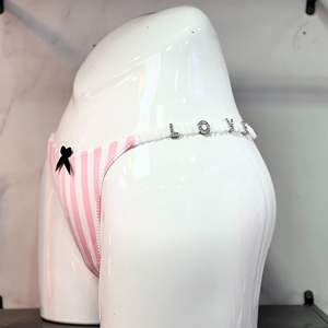 2024 LOVE Diamond Button Bragas de mujer High Rise Ice Silk Briefs para mujer - Product Image 6