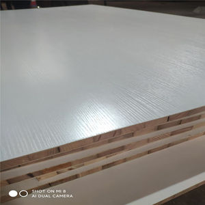 Vente en gros Colle étanche E0 de 18mm, 4 pieds, 18mm, blanc UV, panneau brillant, panneau à noyau Falcata pour structure ou décoration - Product Image 6