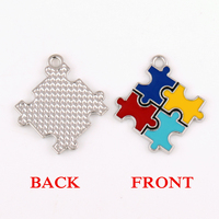 Pendentif en forme de puzzle en alliage de zinc plaqué rhodium, émail, sensibilisation à l'autisme, IMG 9762
