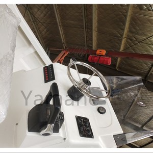 Bateau de pêche en fibre de verre de 9,5 m - Product Image 6