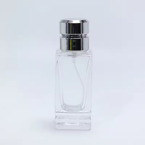 Botellas de Perfume de Vidrio Transparente de Alta Calidad de 50 ml, Botellas de Perfume Vacías de Vidrio Transparente de 50 ml con Tapa Plateada - Product Image 6