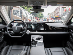 Berline essence/gaz BESTUNE B70 F9-Master 2023-2025, nouvelle norme Euro VI, conduite à gauche, pneus R19, prix d'usine pas cher, en vente - Product Image 5