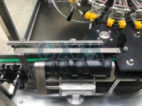 Machine de lavage de bouteilles rotative automatique industrielle à 32 buses pour ligne de production d'emballages de boissons