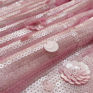 Cao cấp 18mm cá màu hồng quy mô sequin ren thêu vải sang trọng lãng mạn sexy ăn mặc bán buôn - Product Image 1