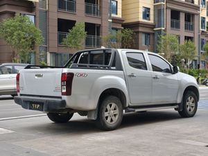 รถกระบะมือ<span class=keywords><strong>สอง</strong></span> Isuzu Lingtuo ปี <span class=keywords><strong>2020</strong></span> เครื่องยนต์ดีเซล 2.5T ขับเคลื่อน 4 ล้อ ราคาถูก พร้อมส่ง ขายส่ง มีรถในสต็อก - Product Image 2
