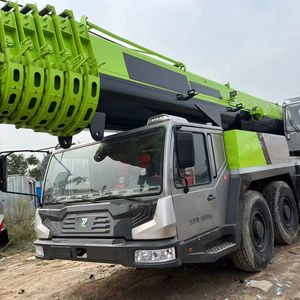 Nuevo lanzamiento: Grúa móvil sobre camión Zoomlion ZTC2200 de 220 toneladas de alta eficiencia para proyectos de construcción - Product Image 1