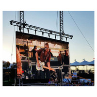 Écran LED léger pour scène de concert, location d'écran géant P2.9 pour extérieur, 8K, IP65, étanche, lisible en plein soleil