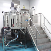 Machine standard GMP de fabrication de détergent liquide Machine de fabrication de savon liquide cosmétique lotion shampooing Mélangeur à réservoir de mélange