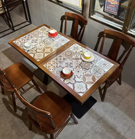 Café arabe Ensemble de table à manger en bois massif Carreaux de mosaïque de luxe Dessus de table en céramique Table et chaise de café carré pour restaurant
