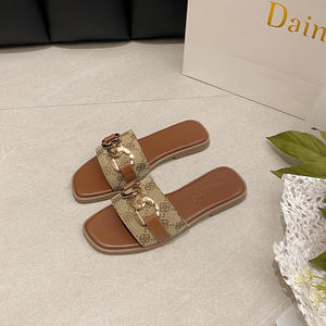 Pantoufles Décontractées Imprimé Métallique en Gros pour Femme, Plage Été 2025, Sandales Plates Luxe Personnalisées Tendance pour Femmes - Product Image 2