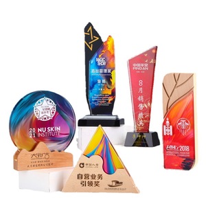Venta al por mayor de artículos populares, medallas de cristal personalizadas, trofeos de cristal tallados e impresos, dotados de recuerdos creativos - Product Image 4