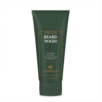 Nettoyant pour barbe pour hommes en marque propre avec huile de maracuja et beurre de karité équitable