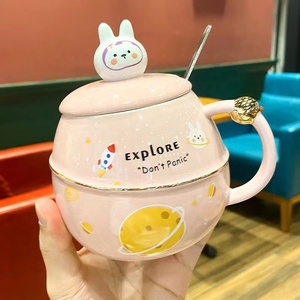Tasse à café japonaise en céramique rose, avec couvercle et cuillère, en céramique, kawaii planètes, vente en gros - Product Image 6