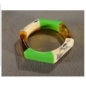 Bracelet jonc géométrique en résine, fait main de haute qualité, moderne, pour femme, ZNZ CRAFT, objet d'art, tendance, bijoux et accessoires de mode - Product Image 6