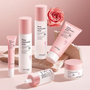 Ensemble de soins du <span class=keywords><strong>visage</strong></span> à la rose le plus vendu, <span class=keywords><strong>soin</strong></span> du <span class=keywords><strong>visage</strong></span> <span class=keywords><strong>hydratant</strong></span> et nourrissant à l'acide hyaluronique en stock en gros - Product Image 6