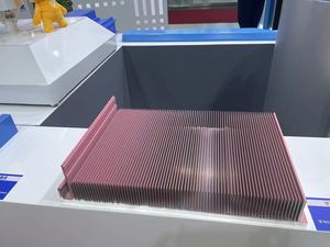 Profilés de dissipateur thermique en alliage d'aluminium 6061 6063 T5 <span class=keywords><strong>T6</strong></span> avec surface anodisée de service de pliage pour la dissipation thermique industrielle - Product Image 5