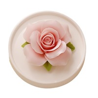 Produits uniques et personnalisés pour la maison Parfum d'huiles essentielles d'aromathérapie de fleur en céramique de luxe Diffuseur et recharge de liquide sans feu