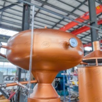 Charentais Still 300L Brandy Liquor Distiller Équipement de distillerie Pompe Cuivre Cognac Pot Still Charente Distillation Machine