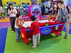 Tavolo da Air Hockey a Moneta con Funzione Pinball, Modalità Singola e Multi-palla, Sensore di Movimento, Gioco Interattivo in Legno, 1 Anno di Garanzia - Product Image 5