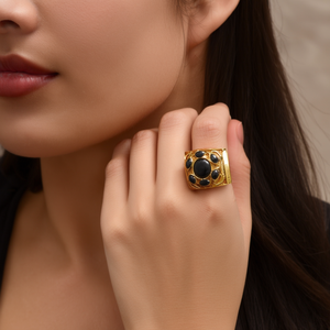 แหวนแฟชั่น สแตนเลสสตีล 316L ชุบทอง PVD ประดับด้วยหินสีดำ เครื่องประดับสำหรับผู้หญิง - Product Image 3