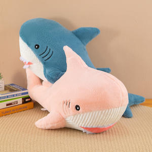 Vente en gros Adorable <span class=keywords><strong>requin</strong></span> bleu rose <span class=keywords><strong>baleine</strong></span> doux câlin animal en peluche Kawaii <span class=keywords><strong>requin</strong></span> bleu oreiller pour enfants cadeau d'anniversaire en peluche - Product Image 3