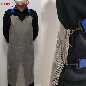 Delantal sin mangas de acero inoxidable con protección de nivel 5 - Ropa de trabajo de seguridad de malla metálica, moderna y ecológica - Product Image 6