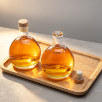 Bouteille de liqueur en verre transparente ronde de 375 ml avec logo personnalisé en or, bouchon en bois hermétique, emballage échantillon gratuit
