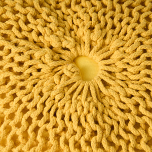 Pouf rond en coton tricoté jaune de 30 pouces de diamètre, pouf de sol, décoration de salon - Product Image 5