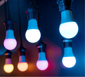 A60 9W RGB SMD <span class=keywords><strong>Ampoule</strong></span> LED Dimmable CCT Réglable Tuya Télécommande APP Contrôle E27 Smart WIFI <span class=keywords><strong>Ampoule</strong></span> LED pour AC E26 B22 E17 - Product Image 3
