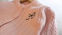 Ensemble tricoté avec nœud papillon et cardigan pour filles, collection Automne-Hiver 2026