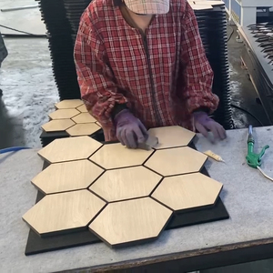 Akustische Zaun platten mit modernem Design Honeycomb Grooved Wood Hexagon Bass Traps mit Kunst für Studio - Product Image 6