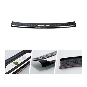 Protecteur de marchepied de pare-chocs arrière de voiture Injection noir avec pièces extérieures en acier inoxydable TXR pour <span class=keywords><strong>Lexus</strong></span> <span class=keywords><strong>RX</strong></span> <span class=keywords><strong>450h</strong></span> AL20 2016-2022 - Product Image 5