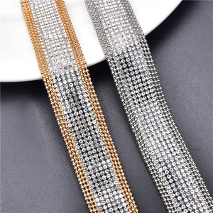 Cinta termoadhesiva de pedrería y cadena de cuentas de cristal termofijable al por mayor para vestidos de novia, <span class=keywords><strong>ropa</strong></span>, cinturones, pantalones, zapatos y adornos para bailes - Product Image 3