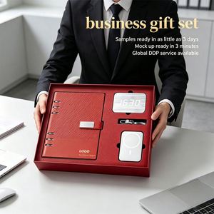 Ensemble Cadeau Minimaliste Personnalisé en Cuir PU Végan : Carnet d'Affaires, Stylo, Batterie Externe, Porte-clés avec Logo Personnalisé en Relief (OEM) - Product Image 4