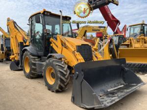 Liugong CLG777A 4WD 4WS d'occasion Commandes entièrement hydrauliques Moteur de boîte de vitesses Bras de balancier extensible Chargeuse-pelleteuse Godets multifonctions - Product Image 2